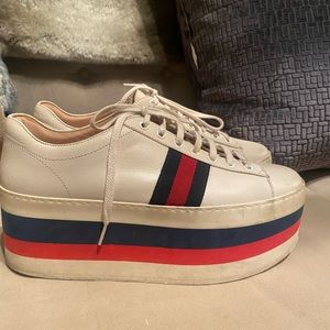 GUCCI Peggy Platform Sneakers